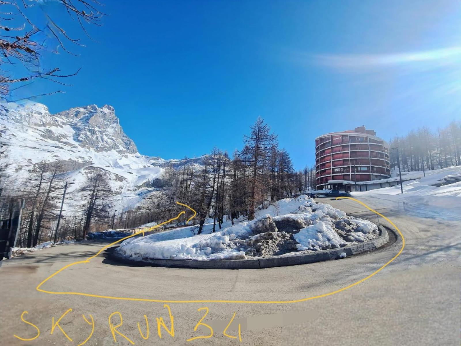 Apartamento Profumo Di Legno A Cielo Alto La Coquille Breuil-Cervinia Exterior foto